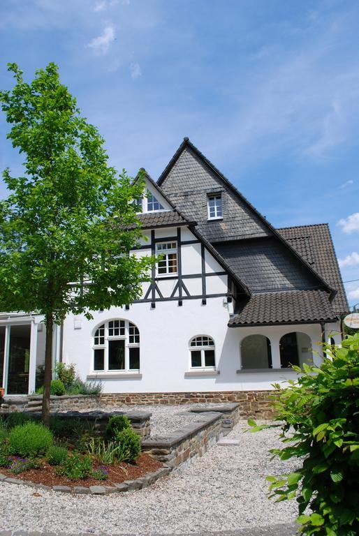 Wildenburger Hof Hotel Friesenhagen Buitenkant foto
