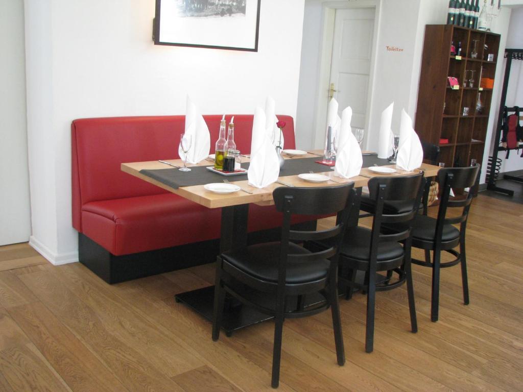 Wildenburger Hof Hotel Friesenhagen Buitenkant foto